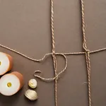 Winterberry Table Runner thumbnail 4